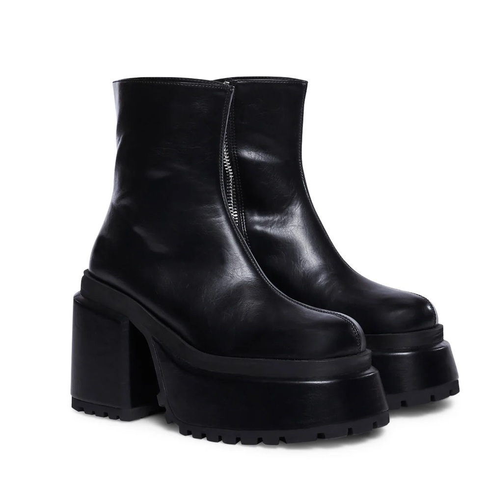 NIB Dolls Kill Current Mood Platform Boots